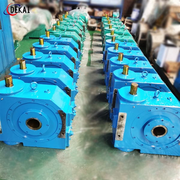 广东德凯A225钢厂连铸机专用二次包络蜗杆减速机